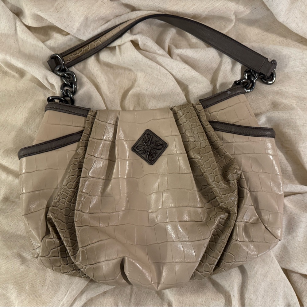 Simply Vera Vera Wang Crocodile-Embossed Beige Shoulder Bag